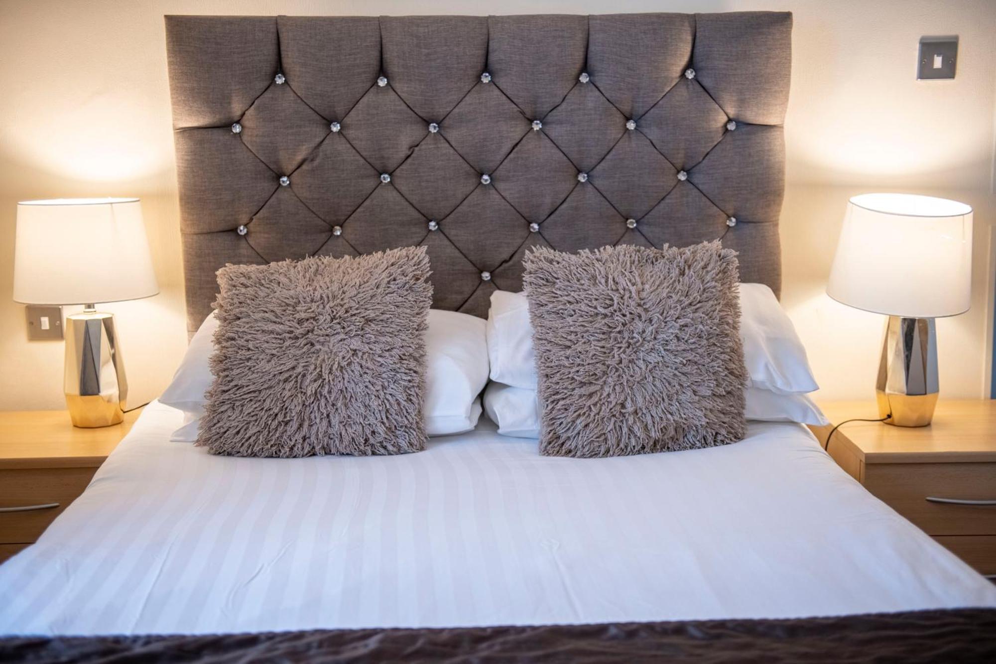 Ashburnham Hotel Pembrey Екстер'єр фото